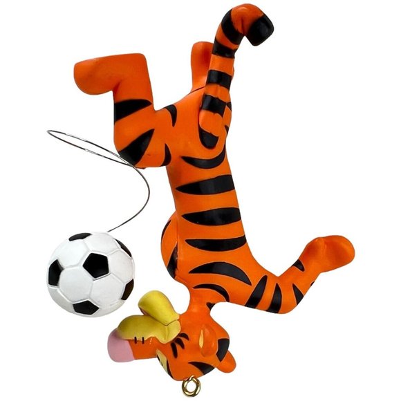 2003 Hallmark Keepsake Ornament Soccer Tigger Style Winnie The Pooh Christmas - Picture 4 of 11